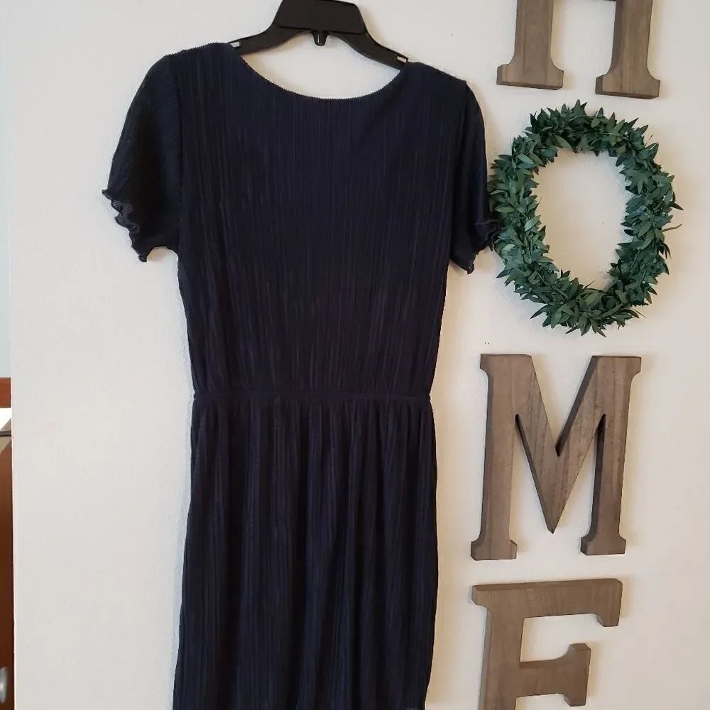 Leith Dress   - Picture 4 of 6